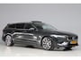 Volvo V60 2.0 T6 Twin Engine AWD Inscription | panoramadak | elek. trekhaak | head up | adap. cruise | dodehoek detectie | 1e eig.