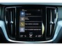 Volvo V60 2.0 T6 Twin Engine AWD Inscription | panoramadak | elek. trekhaak | head up | adap. cruise | dodehoek detectie | 1e eig.
