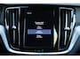 Volvo V60 2.0 T6 Twin Engine AWD Inscription | panoramadak | elek. trekhaak | head up | adap. cruise | dodehoek detectie | 1e eig.