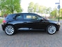 Volkswagen Scirocco 1.4 TSI Highline Ecc Cruisecontrol Stoelverwarming Sportstoelen Navigatie Keyless Pdc Lm Velgen