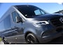 Mercedes-Benz Sprinter 319 V6 3.0 CDI L2H2 DC PB Edition Cruise, 360 Camera, Carplay, LED, 190pk, Virtual, Geveerde stoel, NAVI, Automaat, Uniek!