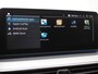BMW 5-Serie Touring 520e | Panoramadak | LED Grille | Trekhaak | Leder | HUD | 360 | Dodehoek | Sfeerlicht | Memory | Carplay