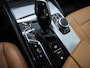BMW 5-Serie Touring 520e | Panoramadak | LED Grille | Trekhaak | Leder | HUD | 360 | Dodehoek | Sfeerlicht | Memory | Carplay