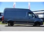 Mercedes-Benz Sprinter 319 V6 3.0 CDI L2H2 PB Edition MARGE! Adaptieve Cruise, Camera, Carplay, 190pk, LED, Stoelverwarming, Multimedia, Automaat, Uniek!