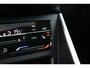 Volkswagen Taigo 1.0 TSI Life Business Automaat | Panoramadak | Stoelverwarming | IQ Light | Active Info Display | 17 Inch | Apple Carplay / Android Auto