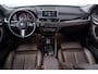 BMW X1 SDrive20i High Executive (PANORAMADAK, HARMAN/KARDON, GROOT-NAVIGATIE, STOELVERWARMING, DEALER ONDERHOUDEN)