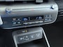 Hyundai Kona Electric Long Range Pure Edition 64.8 kWh Navigatie| Stoelverwarming | Apple Carplay & Android Auto
