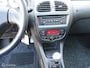 Peugeot 206 XT Panoramadak 129dkm Airco APK & Distriem nieuw