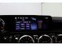 Mercedes-Benz CLA 180 AMG Line 136PK, SFEERVERLICHTING | STUUR/STOELVERWARMING | MBUX | LED