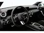 Mercedes-Benz CLA 180 AMG Line 136PK, SFEERVERLICHTING | STUUR/STOELVERWARMING | MBUX | LED
