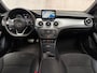 Mercedes-Benz CLA 180 AMG Sport Automaat (SCHUIFDAK, GROOT NAVI, LEDER/ALCANTARA, SPORTSTOELEN, GETINT GLAS, CRUISE, NIEUWE APK, NIEUWSTAAT)