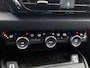 Citroën E-C4 Shine Pack Business 50 kWh | Automaat | Navigatie | LED | Adaptive cruise control | Lederen bekleding | Stoelverwarming | Climate control | Stuurverwarming | Voorruitverwarming |
