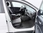 Kia Stonic 1.2 MPi ComfortPlusLine Navigator - Navigatie - Cruise Control - Achteruitrijcamera -  Airco - Trekhaak - Virena Zekerheidspakket €895,-