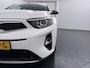 Kia Stonic 1.2 MPi ComfortPlusLine Navigator - Navigatie - Cruise Control - Achteruitrijcamera -  Airco - Trekhaak - Virena Zekerheidspakket €895,-