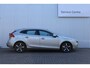 Volvo V40 2.0 T2 Nordic+ | Achteruitrijcamera | Geheugenfunctie op de bestuurdersstoel | Standkachel | Keyless entry | Cruise Control | Trekhaak