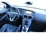 Volvo V40 2.0 T2 Nordic+ | Achteruitrijcamera | Geheugenfunctie op de bestuurdersstoel | Standkachel | Keyless entry | Cruise Control | Trekhaak