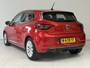 Renault Clio 1.0 TCe Intens | Stoelverwarming | 360° Camera | Navigatie | Trekhaak |