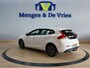 Volvo V40 1.5 T2 Nordic+ Standkachel | Trekhaak | Leder | Cruise Control | Navigatie | Stoelverwarming | Isofix | NAP