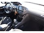 Peugeot 208 1.2 PureTech Style Pack Navigatie/Airco/Parkeersensoren achter/Cruise control/15 Inch Licht metaal