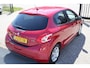 Peugeot 208 1.2 PureTech Style Pack Navigatie/Airco/Parkeersensoren achter/Cruise control/15 Inch Licht metaal