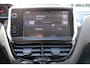 Peugeot 208 1.2 PureTech Style Pack Navigatie/Airco/Parkeersensoren achter/Cruise control/15 Inch Licht metaal