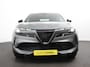 Alfa Romeo Junior Elettrica Automaat 156PK Adaptieve Cruise Control LMV 18 inch Full Led Matrix Parkeer sensoren Navigatie Apple Carplay / Android auto  Climate Control