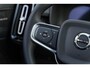 Volvo EC40 Single Motor Plus Black Edition Europa 70 kWh | Google | Adaptieve Cruise Control | Getint Glas | Harman Kardon Audio | Elek. Stoelen | Stuur-/Stoelverwarming Voor + Achter | Camera | Dodehoekdetectie | LED Koplampen | 19" LM