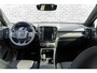 Volvo EC40 Single Motor Plus Black Edition Europa 70 kWh | Google | Adaptieve Cruise Control | Getint Glas | Harman Kardon Audio | Elek. Stoelen | Stuur-/Stoelverwarming Voor + Achter | Camera | Dodehoekdetectie | LED Koplampen | 19" LM