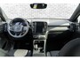 Volvo EC40 Single Motor Plus Black Edition Europa 70 kWh | Google | Adaptieve Cruise Control | Getint Glas | Harman Kardon Audio | Elek. Stoelen | Stuur-/Stoelverwarming Voor + Achter | Camera | Dodehoekdetectie | LED Koplampen | 19" LM