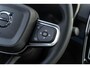 Volvo EC40 Single Motor Plus Black Edition Europa 70 kWh | Google | Adaptieve Cruise Control | Getint Glas | Harman Kardon Audio | Elek. Stoelen | Stuur-/Stoelverwarming Voor + Achter | Camera | Dodehoekdetectie | LED Koplampen | 19" LM
