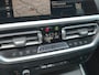 BMW 3-Serie 318i Executive Edition | M Sport | Harman/Kardon | Stoelverwarming | Camera | Cruise control | Navi | | Achteruitrijcamera | Cruise control | Navigatiesysteem full map + hard disk