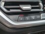 BMW 3-Serie 318i Executive Edition | M Sport | Harman/Kardon | Stoelverwarming | Camera | Cruise control | Navi | | Achteruitrijcamera | Cruise control | Navigatiesysteem full map + hard disk