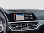 BMW 3-Serie 318i Executive Edition | M Sport | Harman/Kardon | Stoelverwarming | Camera | Cruise control | Navi | | Achteruitrijcamera | Cruise control | Navigatiesysteem full map + hard disk