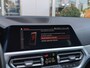 BMW 3-Serie 318i Executive Edition | M Sport | Harman/Kardon | Stoelverwarming | Camera | Cruise control | Navi | | Achteruitrijcamera | Cruise control | Navigatiesysteem full map + hard disk