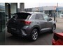 Volkswagen T-Roc 1.5 TSI R-Line | Keyless | ACC | Camera | CarPlay | Stoelverwarming | 17” | LED