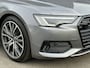 Audi A6 Avant V6 55 TFSI 340pk quattro S-line | Panoramadak | Trekhaak | 20 inch | Zwart optiek | Camera | Incl. 1 jaar Bovag garantie