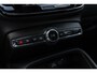 Volvo EC40 Single Motor Extended Range Ultra Europa Black Editon | Google | Long Range | Adaptieve Cruise Control | Panoramadak | Harman Kardon Audio | Warmtepomp | 360 Camera | Getint Glas | Zitverlenging | Stuur-/Stoelverwarming Voor + Achter | DAB | LED Koplampen | Sfeerverlichting | Dodehoekdetectie | 19" LM