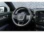 Volvo EC40 Single Motor Extended Range Ultra Europa Black Editon | Google | Long Range | Adaptieve Cruise Control | Panoramadak | Harman Kardon Audio | Warmtepomp | 360 Camera | Getint Glas | Zitverlenging | Stuur-/Stoelverwarming Voor + Achter | DAB | LED Koplampen | Sfeerverlichting | Dodehoekdetectie | 19" LM