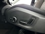 Volvo XC60 T6 Plug-in hybrid AWD Ultra Dark | SOH 100% | Panoramadak | 360° camera | Harman Kardon | Head-up Display | Stoel- en Stuurverwarming | Trekhaak
