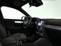 Volvo XC40 B4 Plus Dark | Parkeercamera | Harman Kardon | Stoel- en Stuurverwarming | Trekhaak