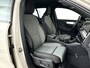 Volvo XC40 B4 Plus Dark | Parkeercamera | Harman Kardon | Stoel- en Stuurverwarming | Trekhaak