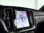 Volvo V60 T6 Plug-in hybrid AWD Plus Dark | SOH 100% | 360° camera | Harman Kardon | Stoel- en Stuurverwarming | Trekhaak