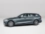 Volvo V60 T6 Plug-in hybrid AWD Plus Dark | SOH 100% | 360° camera | Harman Kardon | Stoel- en Stuurverwarming | Trekhaak