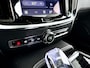 Volvo V60 T6 Plug-in hybrid AWD Plus Dark | SOH 100% | 360° camera | Harman Kardon | Stoel- en Stuurverwarming | Trekhaak