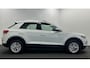Volkswagen T-Roc 1.0 TSI Style Business CARPLAY NAVI ADAPTIEF CRUISE.