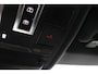 Land Rover Range Rover Evoque P270e PHEV Dynamic SE | Black Pack | Schuif/kanteldak | ACC | 20 Inch | Stuur+Voorruitverwarming