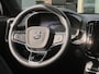 Volvo XC40 Recharge Core Parkeer camera, Verwarmde stoelen + Stuur, 42.000KM, Parkeer verwarming met Timer, Semi Electrische trekhaak, Apple Car Play - Android auto, Sage Green metallic 1e eigenaar