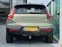 Volvo XC40 Recharge Core Parkeer camera, Verwarmde stoelen + Stuur, 42.000KM, Parkeer verwarming met Timer, Semi Electrische trekhaak, Apple Car Play - Android auto, Sage Green metallic 1e eigenaar
