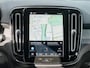 Volvo XC40 Recharge Core Parkeer camera, Verwarmde stoelen + Stuur, 42.000KM, Parkeer verwarming met Timer, Semi Electrische trekhaak, Apple Car Play - Android auto, Sage Green metallic 1e eigenaar