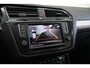 Volkswagen Tiguan 1.4 TSI Connected Series | Trekhaak | LED | Carplay | Navigatie